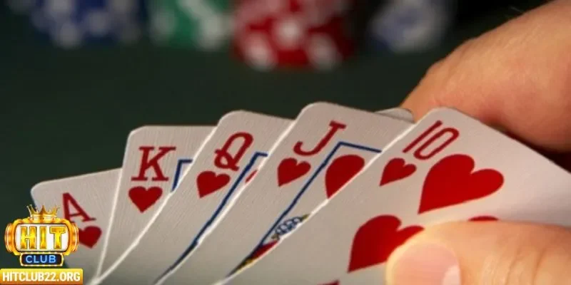 Game Bài Lá – Nghệ Thuật Giải Trí Và Thử Thách Trí Tuệ Chơi bài lá tại cổng game Hitclub có gì đặc biệt